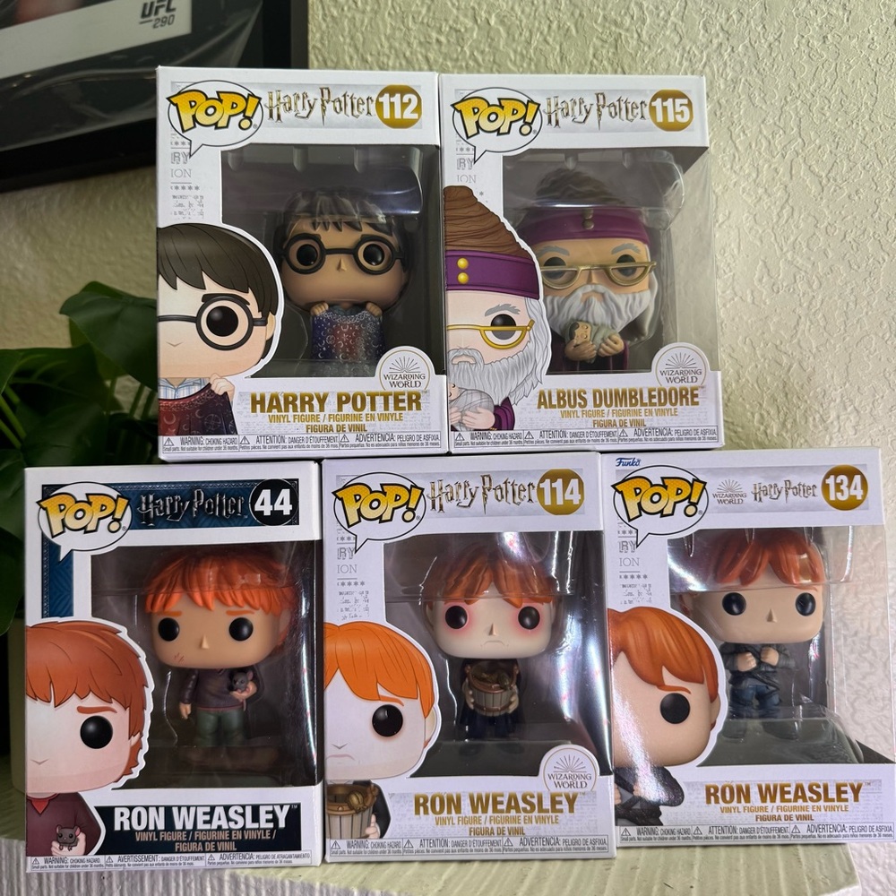 Funko Harry Potter Lot Of 5 PoPs! Ron Weasley HP & Dumbledore with Baby